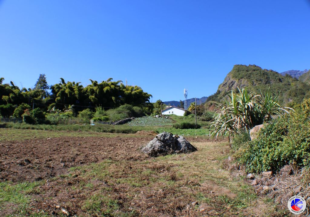 Terrain Salazie (97433) Trouv'Out Caz Immobilier